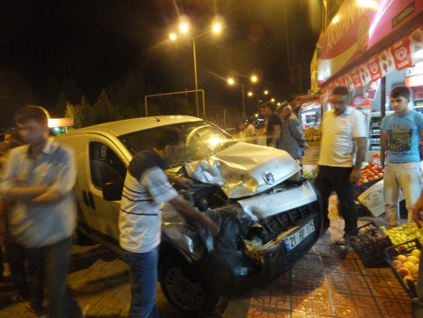Çınar’da Trafik Kazası 2