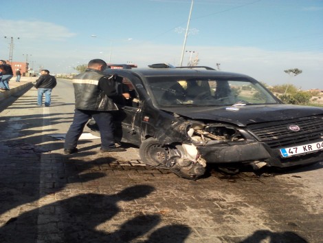 Çınar`da Trafik Kazası: 1 Ölü 5