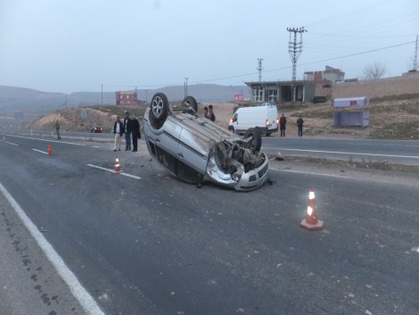 Çınar'da trafik kazası: 2 yaralı 1