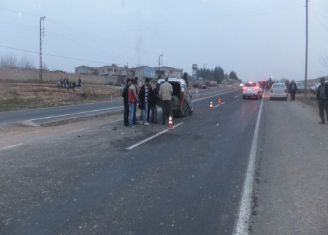 Çınar'da trafik kazası: 2 yaralı 6