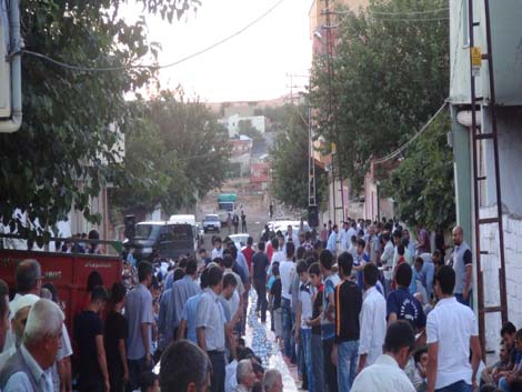 Çınar Şefkat Der İftar Yemeği 2013 11
