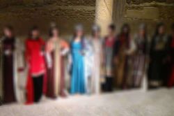 Şanlıurfa'da kadınlar gününde kadını teşhir ettiler! video