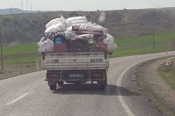 Şırnak halkı evlerini terk etmeye devam ediyor