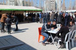 YYÜ öğrencilerinden Suriye’deki çocuklara kermes