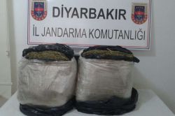 Diyarbakır-Mardin yolunda 23 kilo esrar ele geçirildi