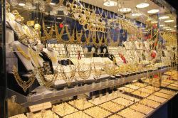 Kuyumculardan 'altın' tavsiyesi video