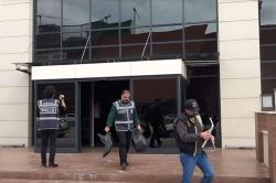 Paralel yapı baskınında gözaltına alınan 10 kişi serbest bırakıldı