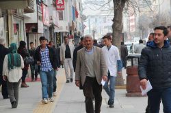 Vanlı esnaf iş yapamamaktan yakınıyor