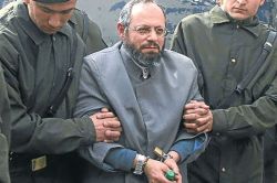 Zulmün giderilmesi için çaba harcamayanlar zulme ortaktırlar