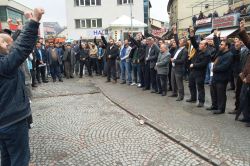 Bitlislilerden Peygambere hakaret içeren karikatüre sert tepki