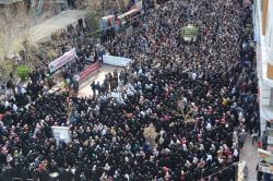 Binlerce Batmanlı Gündem Gazetesini tel’in etti