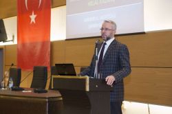 Kayseri'de 'Helal kazanç' konferansı