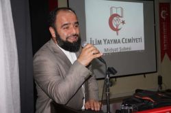 "Rabbiyle buluşmayan bir neslin geleceği karanlıktır"