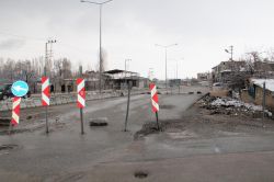 8 yıldır kapalı olan cadde trafiğe açılıyor