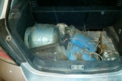 İçinde patlayıcı bulanan araçla ilgili bir gözaltı