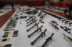 Diyarbakır’da PKK cephaneliği ele geçirildi video-foto