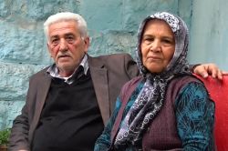 Sevgi üzerine kurulan 50 yıllık örnek evlilik video foto