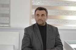 Kızı Sur'da öldürülen babadan PKK'ye tepki video foto