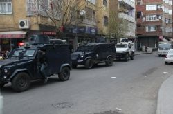 Diyarbakır'da silahlı kavga: 1 yaralı video foto