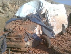 Batman-Hasankeyf Yolunda Kaza: 3 Yaralı