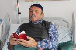 Hastalara ‘Hastalar Risalesi’ dağıtıldı