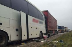 Midyat’ta zincirleme kaza: 5 yaralı