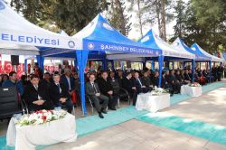 Şehit Şahinbey mezarı başında anıldı