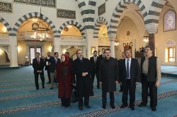 Görmez Amerika Diyanet Merkezi'ni inceledi