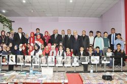 Öğrenciler ‘Çağını Aydınlatan Çınar İnsanlar'ı anlattı