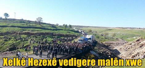 Xelkê Hezexê vedigere malên xwe