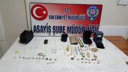 Van’da hırsızlıktan 2 kişi tutuklandı foto