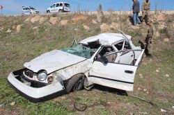 Adıyaman’ın Kahta İçesinde takla atan otomobilde 1 kişi öldü video