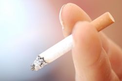 Sigara içme yasağı alanı genişletiliyor