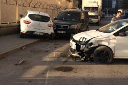 Diyarbakır'da maddi hasarlı kaza