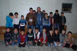 Diyarbakır’da Hadis-i şerif ezberleyen öğrencilere hediye verildi video foto