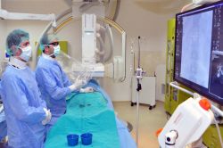 Çukurova Üniversitesi Balcalı Hastanesinde ameliyatsız tümör tedavisi foto