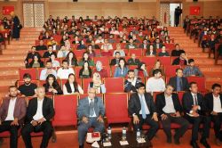 Batman'da doğru iletişim ve farklı bakış açılar konferansı foto