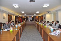 Mersin’in Tarsus ilçesinde zeytin platformu kuruldu foto