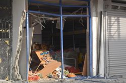 Batman’da markete bombalı saldırı yapıldı