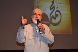 Bursa Uludağ Üniversitesi'nde kılıç ve merhamet peygamberi temalı konferans video foto