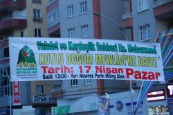 Diyarbakır büyük bir heyecanla Kutlu Doğuma hazırlanıyor