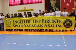 Engelliler olarak engelsizlerle beraber yaşamak istiyoruz video foto