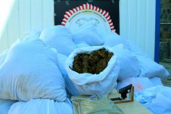 Diyarbakır’da uyuşturucu baskını foto