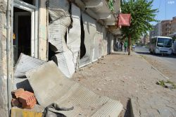 Cizre Kaymakamlığından esnafa maddi destek