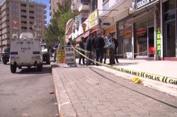 Diyarbakır Kayapınar'da kuaföre silahlı saldırı: 2 yaralı foto