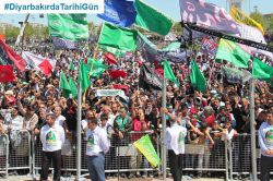 #DiyarbakırdaTarihiGün