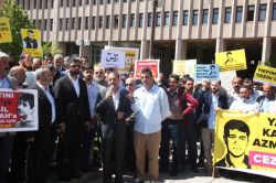 Toplumun vicdanı Yasinlerin katillerini yargıladı ve cezalandırdı video foto