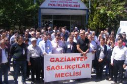 Dr. Ersin Arslan vefatının yıl dönümünde anıldı