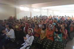 Lise ve ortaokul öğrencilerinden Kutlu Doğum etkinliği