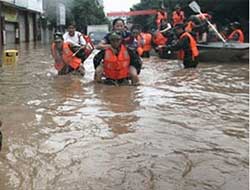 Çin'de Şiddetli Yağış Can Aldı
